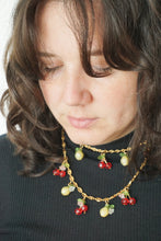 Charger l&#39;image dans la galerie, 🍋🍒 Collier Cerise et citrons - Les Fruités upcyclés
