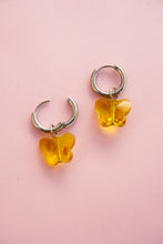 Load image into Gallery viewer, Papillons oranges - boucles oreilles upcyclées
