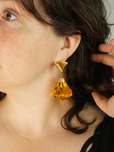 Load image into Gallery viewer, Baroque earrings with orange rhinestones
