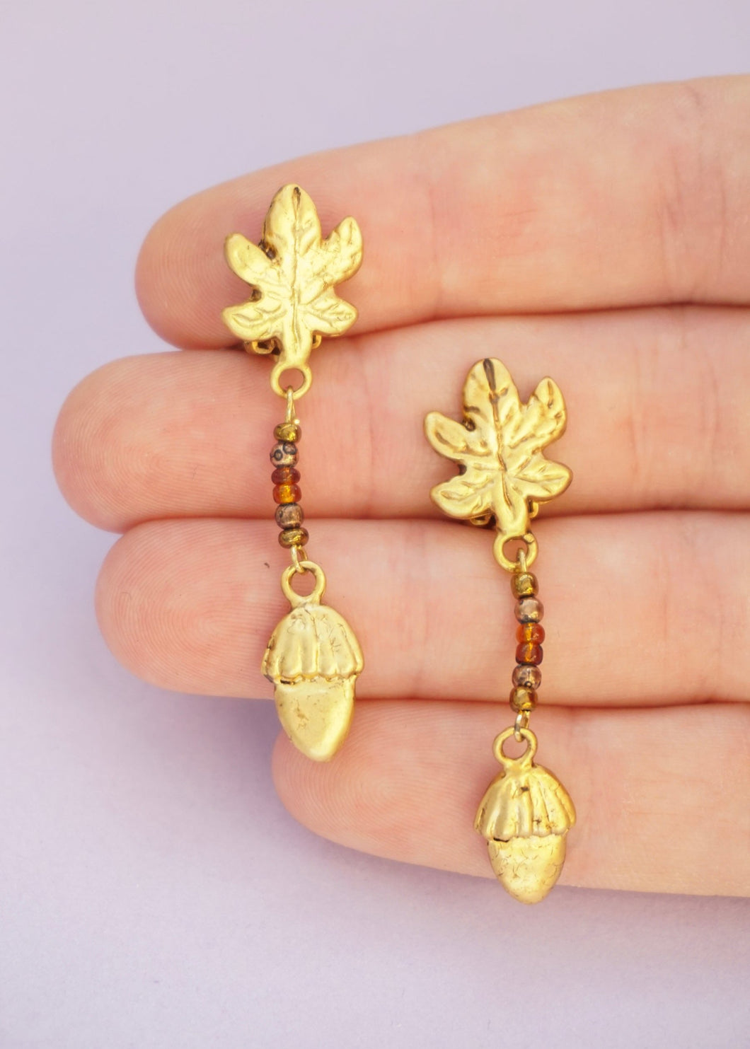 Golden tassel clips