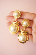 Load image into Gallery viewer, Vintage oval pendant clips
