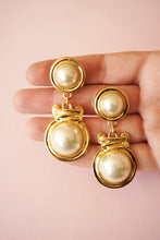 Load image into Gallery viewer, Vintage oval pendant clips
