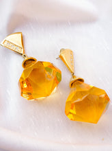 Load image into Gallery viewer, Baroque earrings with orange rhinestones
