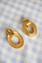 Load image into Gallery viewer, Golden clip-on earrings
