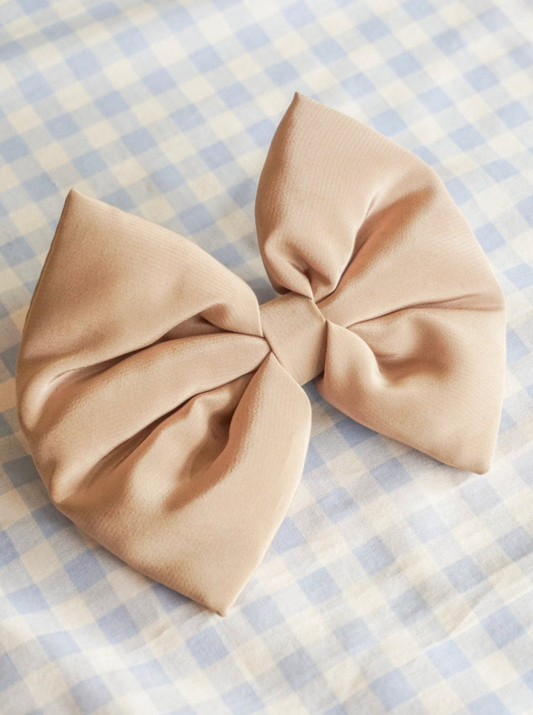 Chai Latte knot hair clip