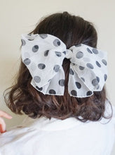 Load image into Gallery viewer, White vintage bow barrette with polka dots
