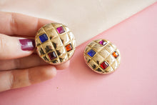 Load image into Gallery viewer, Vintage round quilted clips and multicolored rhinestones
