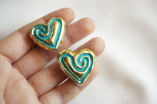 Load image into Gallery viewer, Blue and gold heart clips
